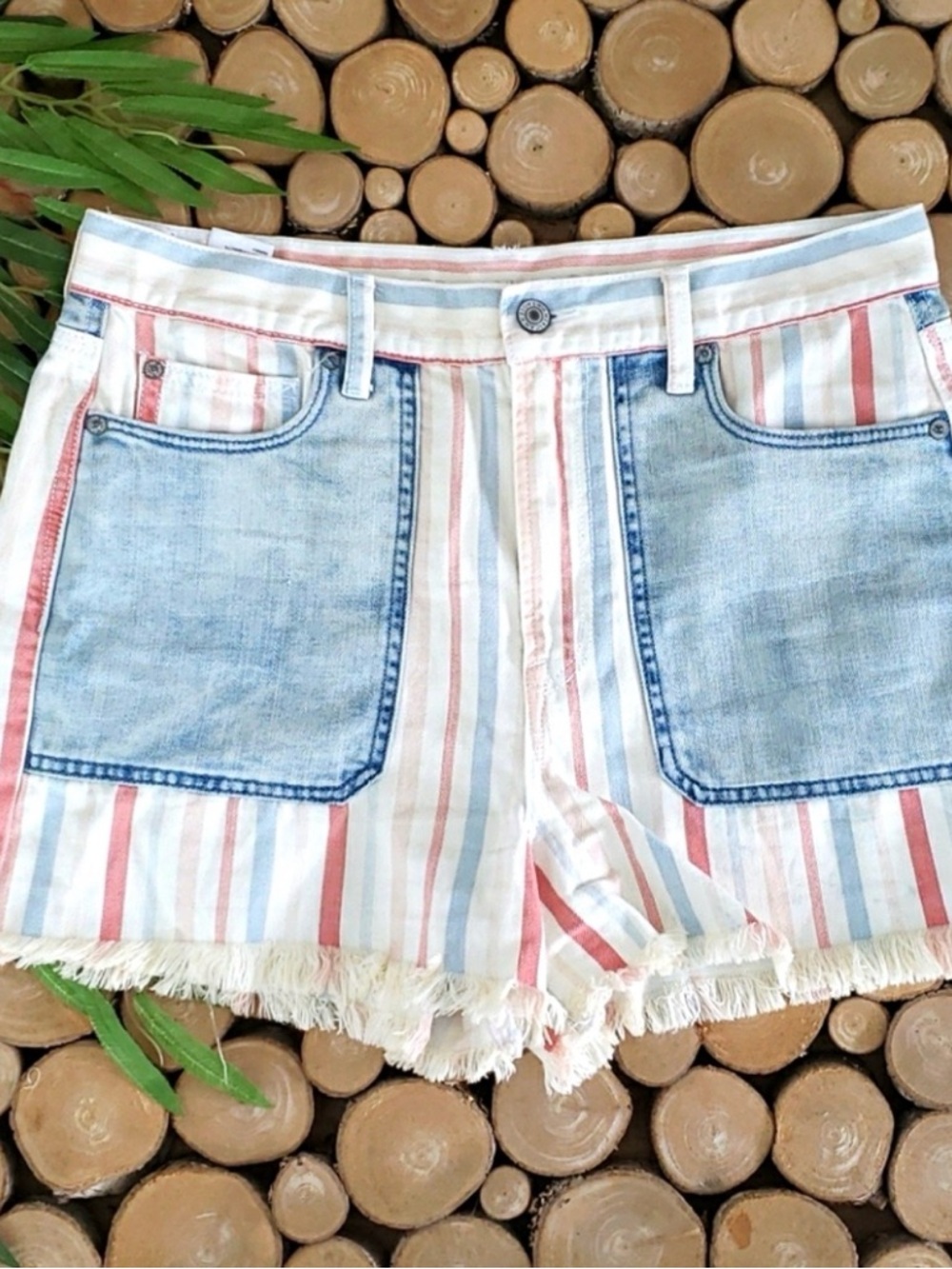 American Eagle Stripe High Rise Mom Shorts